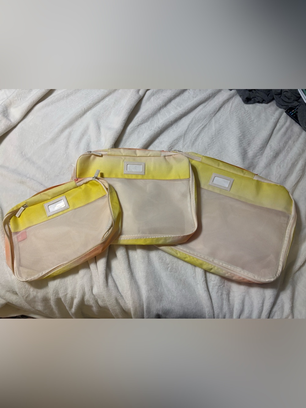 Calpak Set of 3 Yellow Ombre Packing Cubes